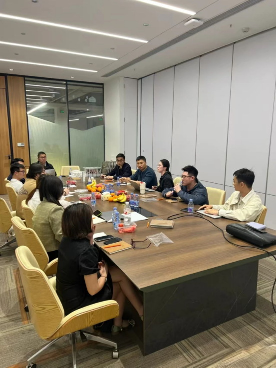 一单29.9,一天400-600,圈子里的人个个都是人才,讲话又好听